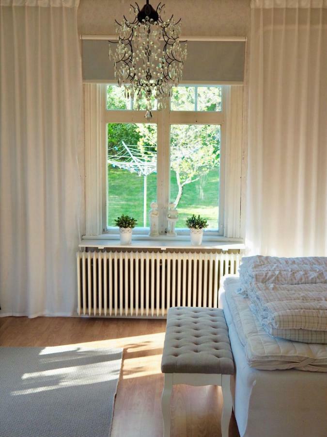 Вилла Orsastuguthyrning-Kyrkbyn Экстерьер фото